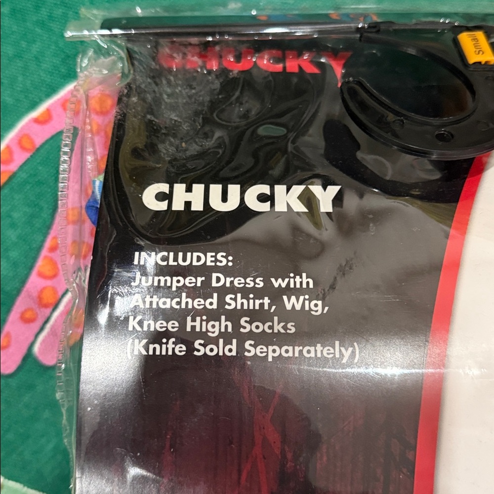 NWT CHUCKY CHILD COSTUME SMALL 4-6 - Picture 3 of 3